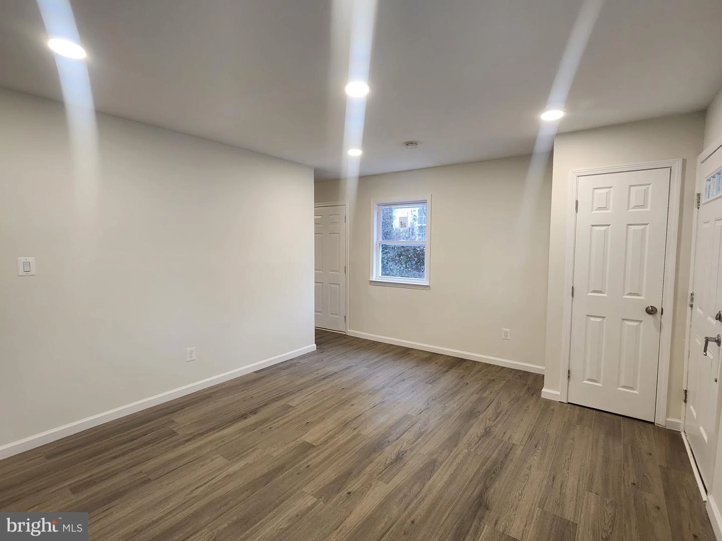 212 Cabbel Dr, Manassas Park, VA 20111 photo 14