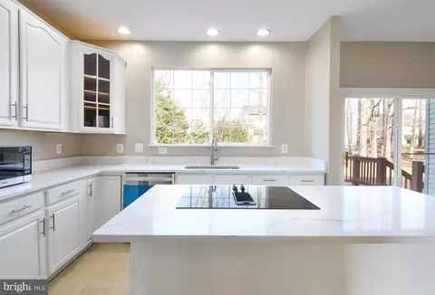 9211 William St, Manassas Park, VA 20111 photo 14