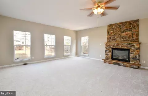 9211 William St, Manassas Park, VA 20111 photo 21