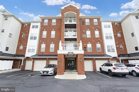 9713 Handerson Pl UNIT 101, Manassas Park, VA 20111