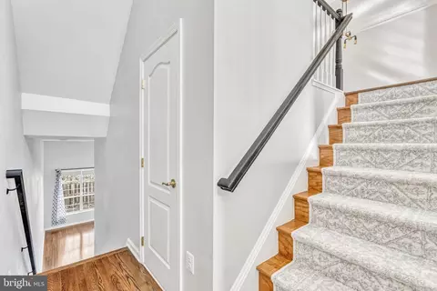 9782 Corbett Pl, Manassas Park, VA 20111 photo 10