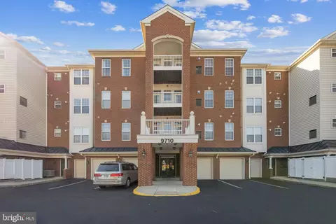 9710 Handerson Pl UNIT 203, Manassas Park, VA 20111