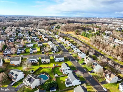 View/Area - 9185 Matthew Dr, Manassas Park, VA 20111 photo 2 of 5