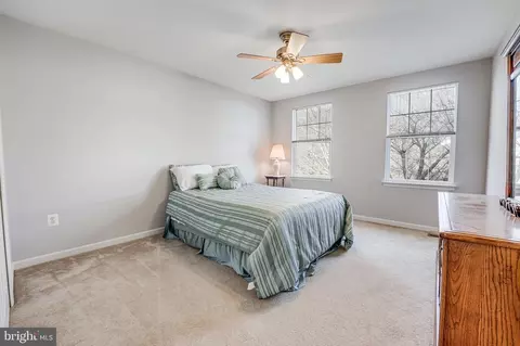 Bedroom - 9185 Matthew Dr, Manassas Park, VA 20111 photo 5 of 7