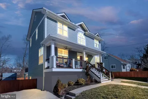 Exterior - 108 Luxor St, Manassas Park, VA 20111 photo 3 of 12