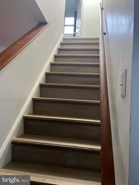 Entry Way - 161 Colburn Dr, Manassas Park, VA 20111 photo 1 of 1