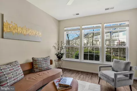 Living - 9804 Pickens Pl, Manassas Park, VA 20111 photo 1 of 1