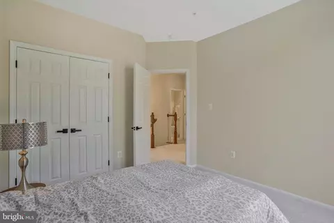 Bedroom - 9804 Pickens Pl, Manassas Park, VA 20111 photo 4 of 6