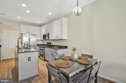 Kitchen - 9804 Pickens Pl, Manassas Park, VA 20111 photo 1 of 6