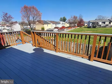 Exterior - 8636 Cartwright Ct, Manassas Park, VA 20111 photo 2 of 5