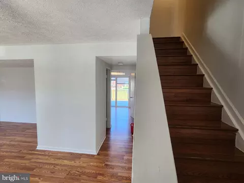 Entry Way - 8636 Cartwright Ct, Manassas Park, VA 20111 photo 1 of 4