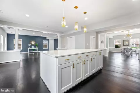 Entry Way - 102 Sheldon St, Manassas Park, VA 20111 photo 12 of 14