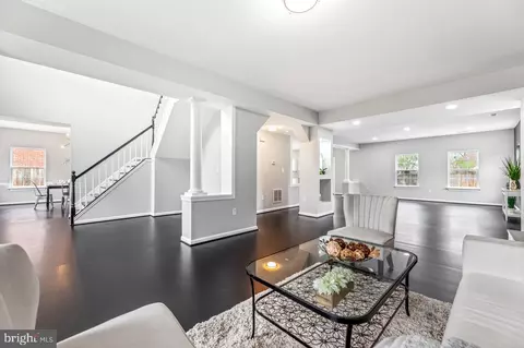 Entry Way - 102 Sheldon St, Manassas Park, VA 20111 photo 5 of 14