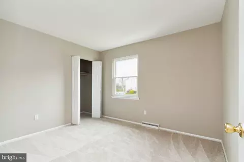 253 Cabbel Dr, Manassas Park, VA 20111 photo 16