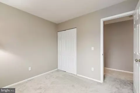 253 Cabbel Dr, Manassas Park, VA 20111 photo 15