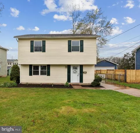 253 Cabbel Dr, Manassas Park, VA 20111 photo 1