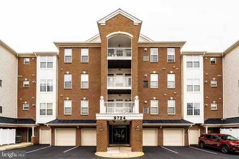 9724 Holmes Pl #404, Manassas Park, VA 20111