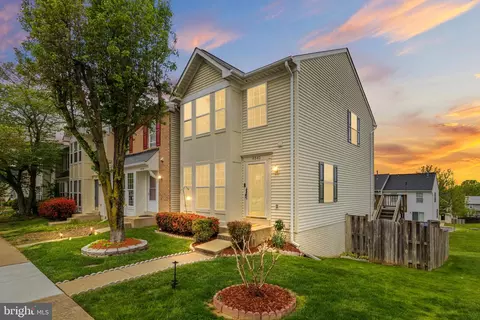 9240 Jessica Dr, Manassas Park, VA 20111
