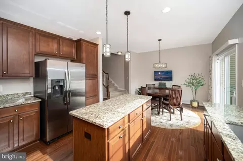 Kitchen - 9037 Belo Gate Dr, Manassas Park, VA 20111 photo 3 of 5
