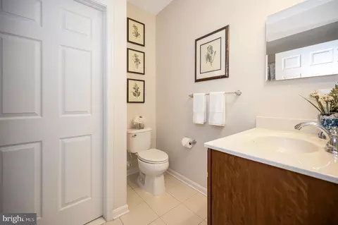 Bath - 9037 Belo Gate Dr, Manassas Park, VA 20111 photo 6 of 6