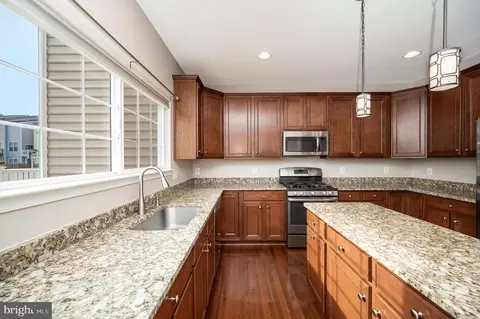 Kitchen - 9037 Belo Gate Dr, Manassas Park, VA 20111 photo 2 of 5