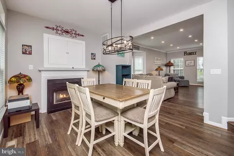 9335 Hedgeford St, Manassas Park, VA 20111 photo 7