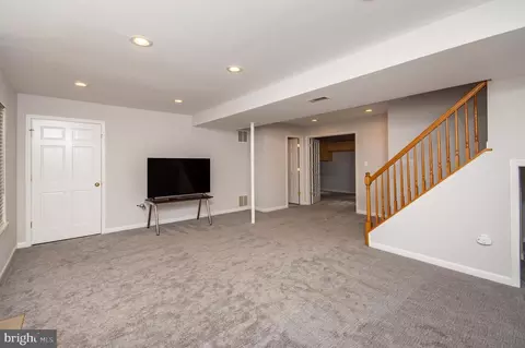 9335 Hedgeford St, Manassas Park, VA 20111 photo 21