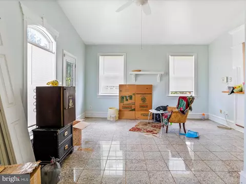 Living - 112 Holden Dr, Manassas Park, VA 20111 photo 7 of 9