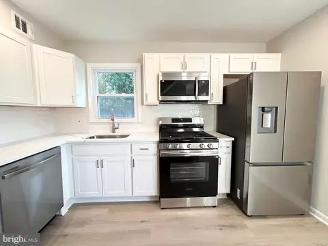 Kitchen - 108 Sheldon St, Manassas Park, VA 20111 photo 1 of 3
