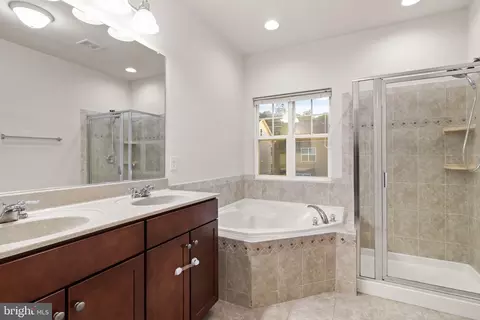 9035 Christopher Ln, Manassas Park, VA 20111 photo 22