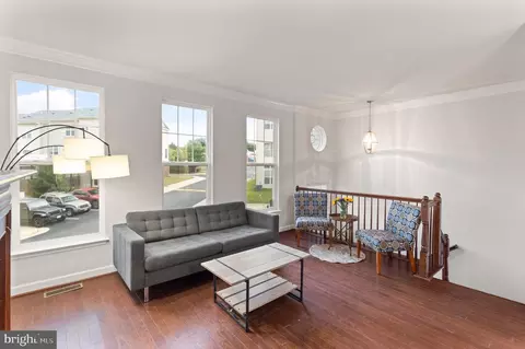 9035 Christopher Ln, Manassas Park, VA 20111 photo 6