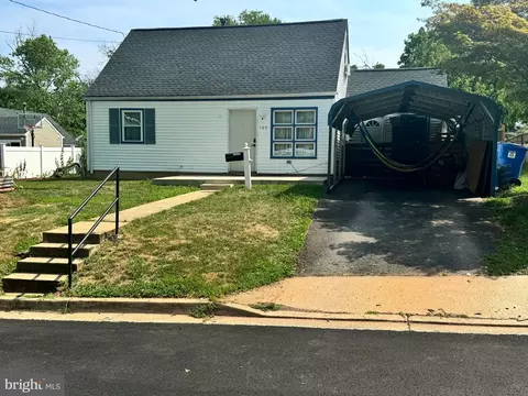 109 Martin Dr, Manassas Park, VA 20111
