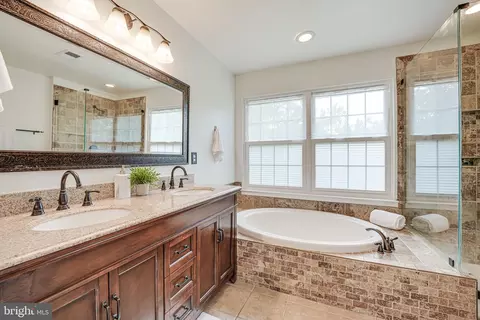 9285 Matthew Dr, Manassas Park, VA 20111 photo 27