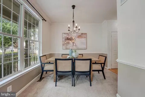 9285 Matthew Dr, Manassas Park, VA 20111 photo 11