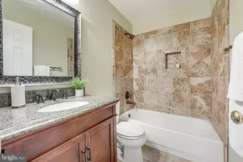 9285 Matthew Dr, Manassas Park, VA 20111 photo 35