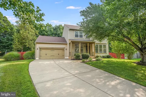 9285 Matthew Dr, Manassas Park, VA 20111 photo 3