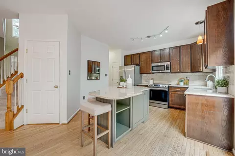 9285 Matthew Dr, Manassas Park, VA 20111 photo 18