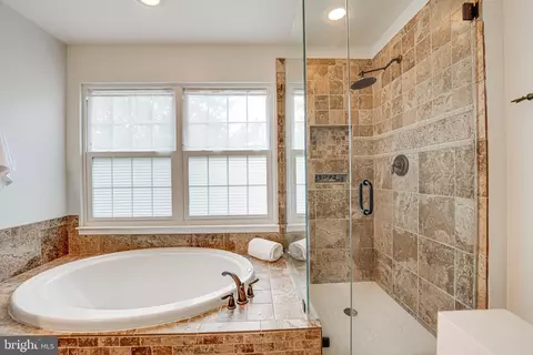 9285 Matthew Dr, Manassas Park, VA 20111 photo 28