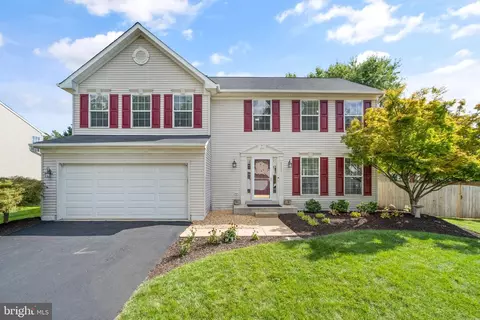9207 Arnie Ct, Manassas Park, VA 20111