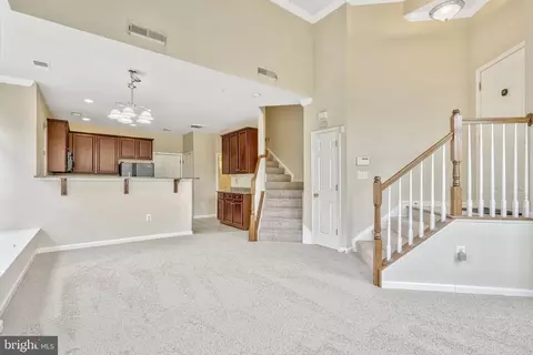 Living - 9632 Wigfall Way, Manassas Park, VA 20111 photo 2 of 6