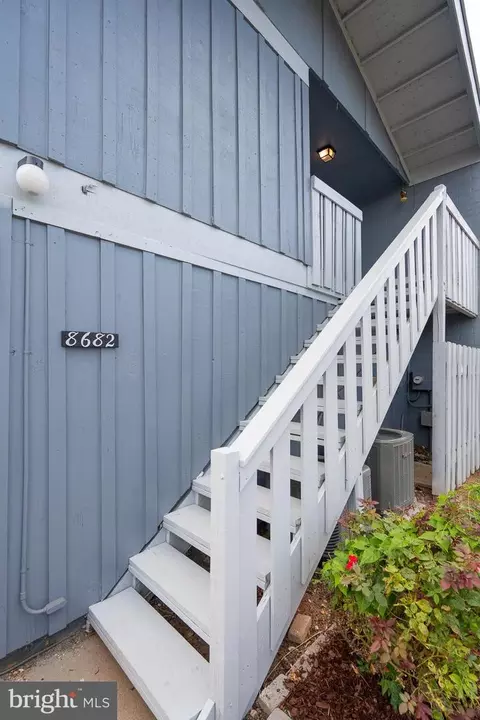 Exterior - 8682 Inyo Pl, Manassas Park, VA 20111 photo 1 of 9