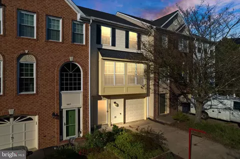 9405 Wilcoxen Dr, Manassas Park, VA 20111