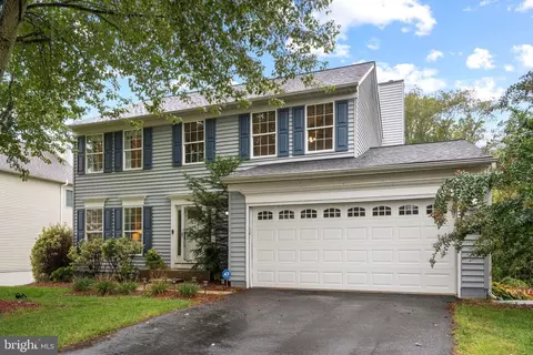 9226 Matthew Dr, Manassas Park, VA 20111