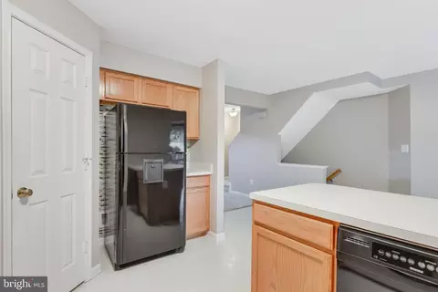 9263 Kristy Dr, Manassas Park, VA 20111 photo 9