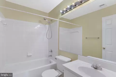 9263 Kristy Dr, Manassas Park, VA 20111 photo 22