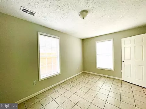 Bedroom - 145 Scott Dr, Manassas Park, VA 20111 photo 2 of 5