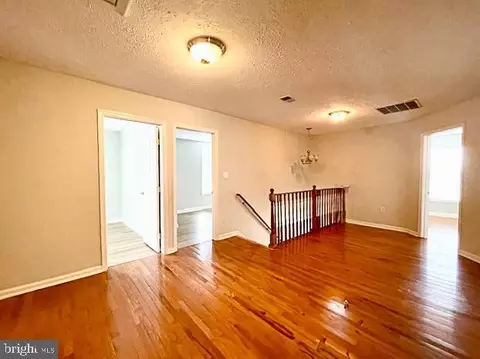 Entry Way - 145 Scott Dr, Manassas Park, VA 20111 photo 3 of 3