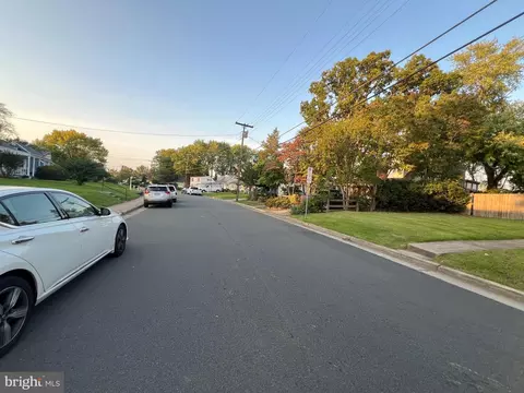 View/Area - 126 Scott Dr, Manassas Park, VA 20111 photo 3 of 3