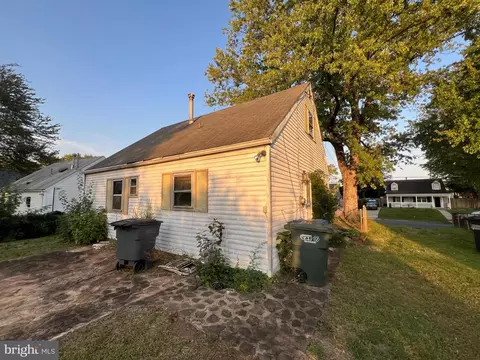 Exterior - 126 Scott Dr, Manassas Park, VA 20111 photo 5 of 7