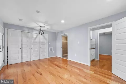 8646 Cartwright Ct, Manassas Park, VA 20111 photo 29